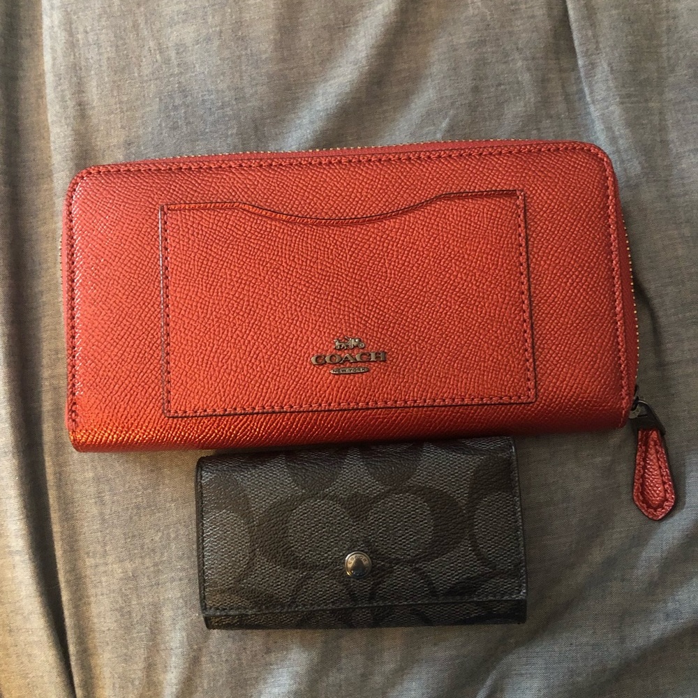 Coach wallet and key holder